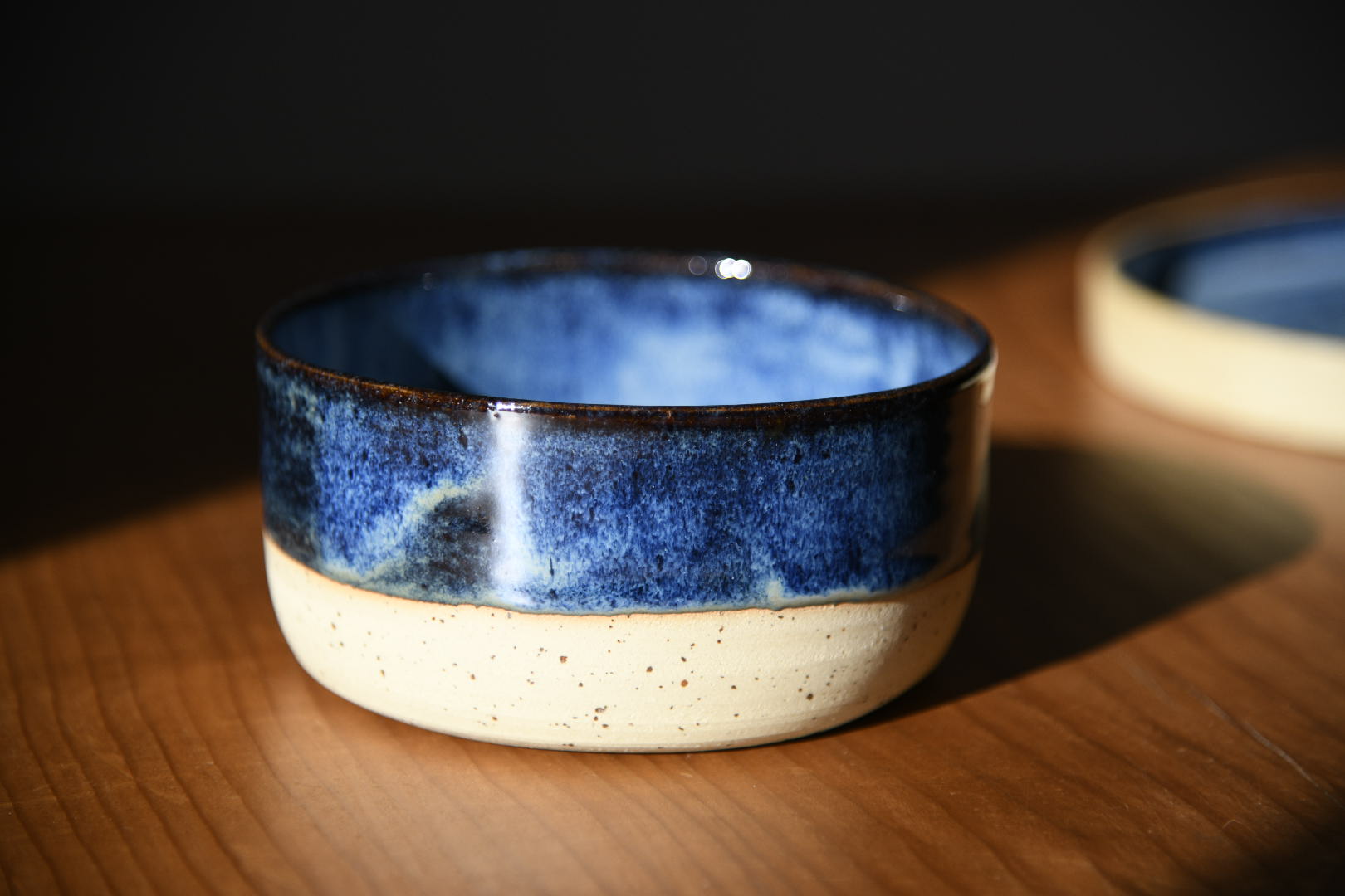 Ultramarine Blue Line 16