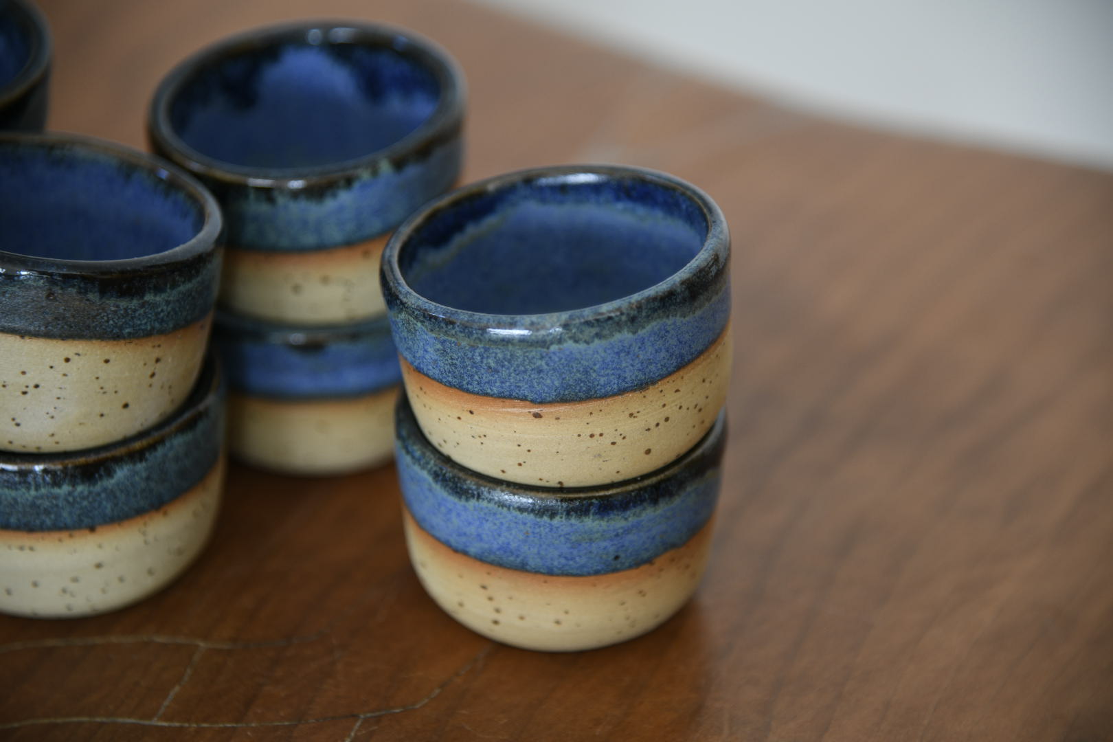 Ultramarine Blue Line 14