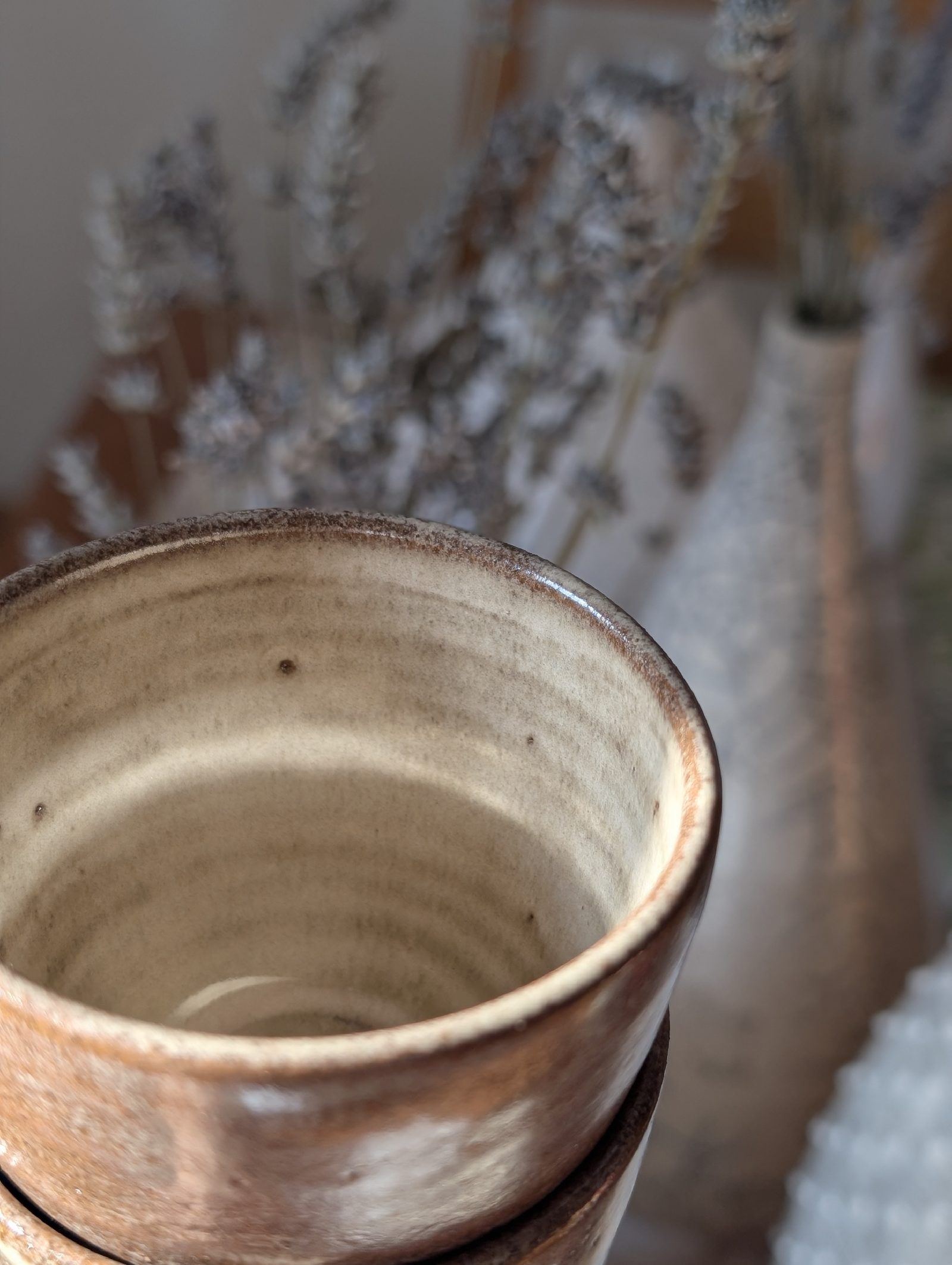 black and beige macchiato cups 2